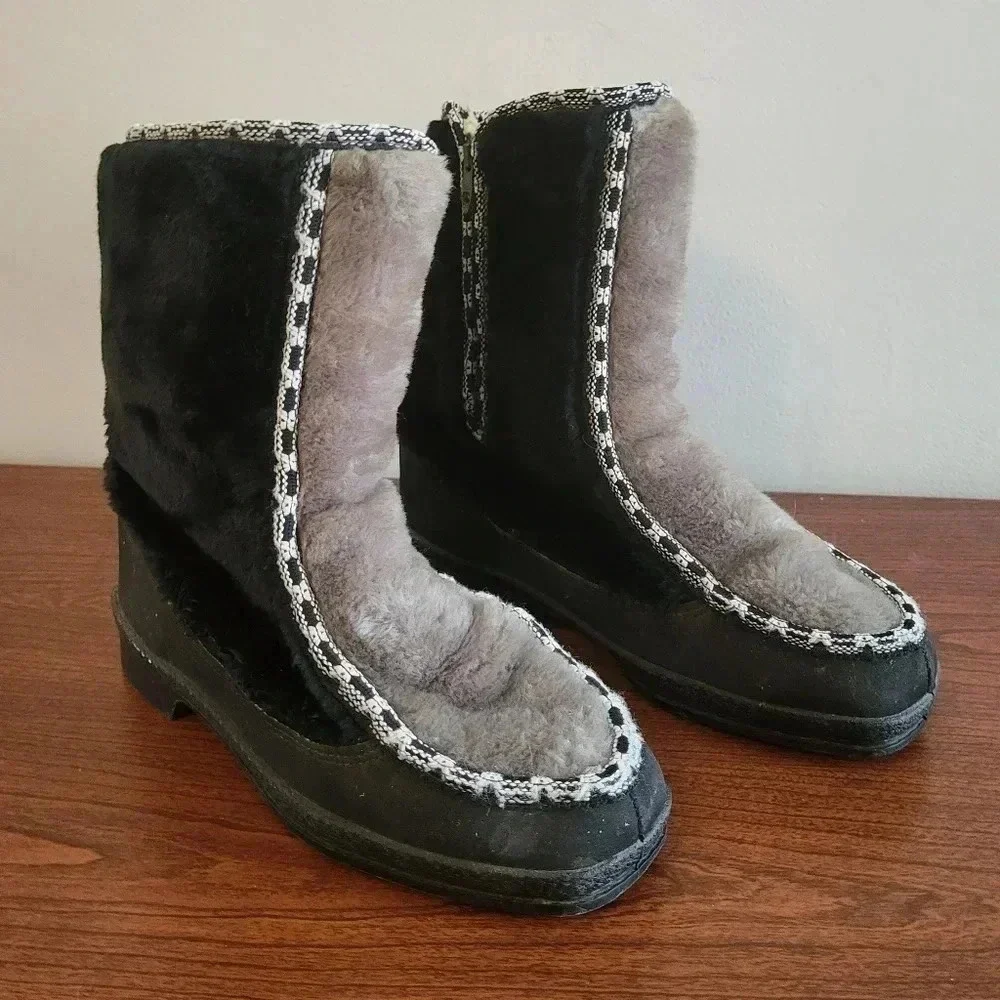Vintage 60s/70s Snowland Leather Sherpa Faux Fur Lined Eskimo Winter Boots(7)